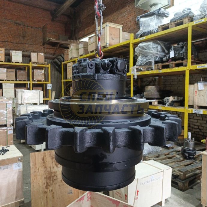 Редуктор хода c мотором JCB330 и звездой